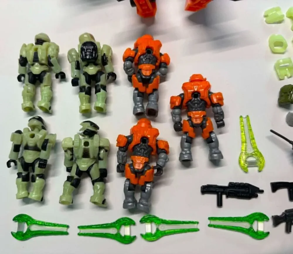 Halo Mega Bloks Construx Outpost Patrol 97515 Cyclops Spartan Figures Extras